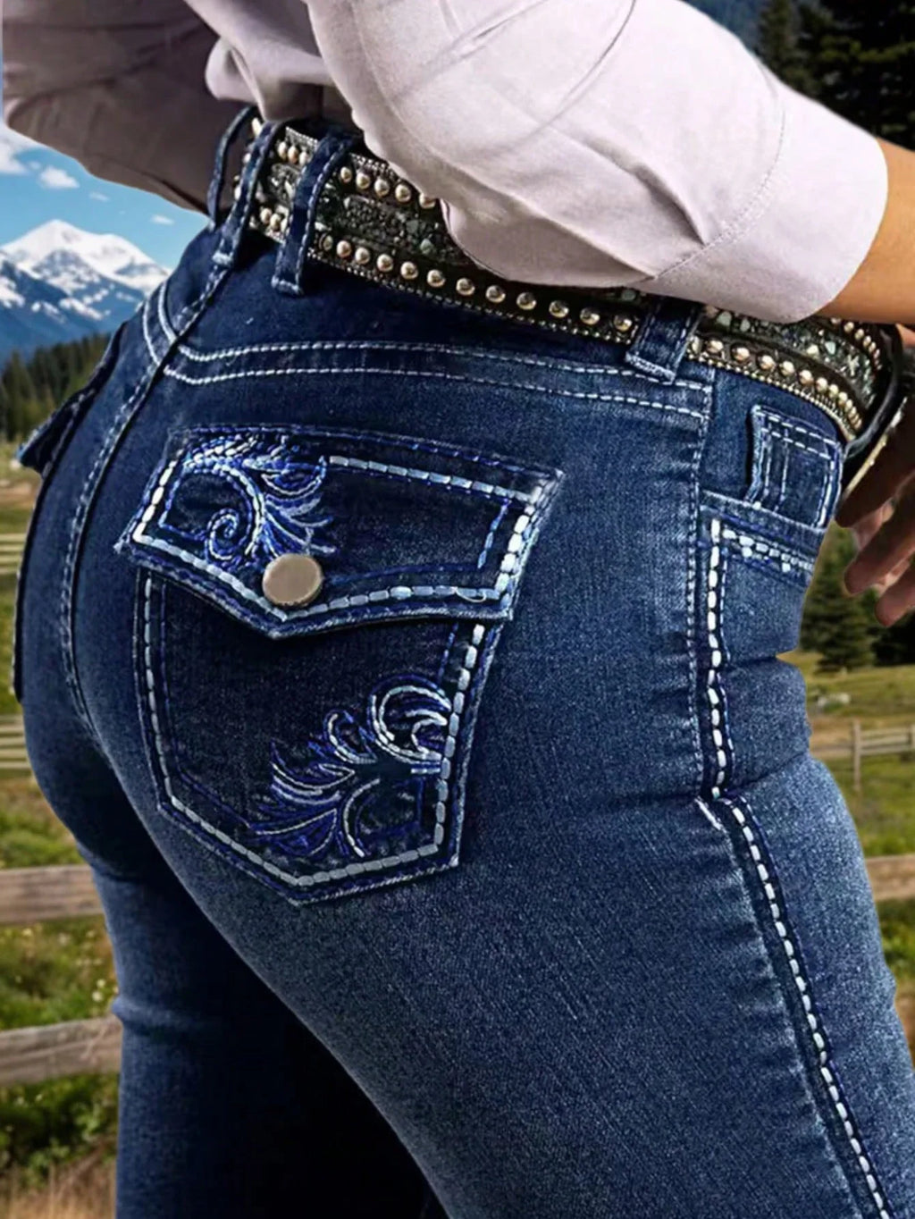 Women Embroidered Flare Denim Pants
